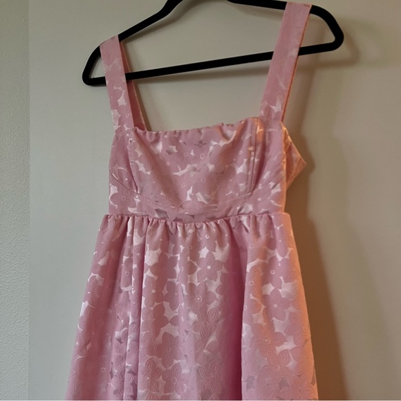 Lucy in the Sky Floral Jacquard Fit and Flare Dress in Pink - Picture 3 of 8